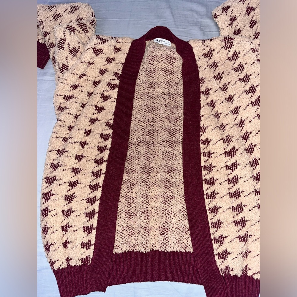Aster | New | Red Cream Open Cardigan